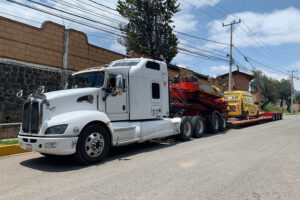Trailer lowboy cuello desmontable